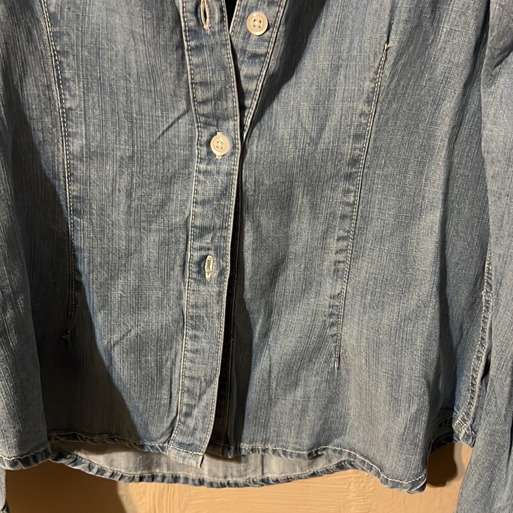 For The Republic women’s denim  button up shirt size small - Picture 4 of 8
